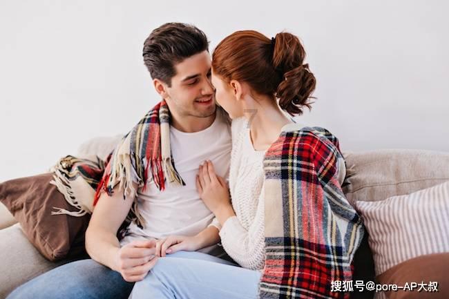 婧婧整理卧室